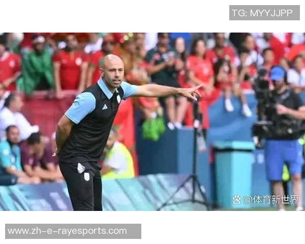 足球巨星比赛中意外受伤流血坚持拼搏感动全场球迷 足球巨星比赛中意外受伤流血坚持拼搏感动全场球迷